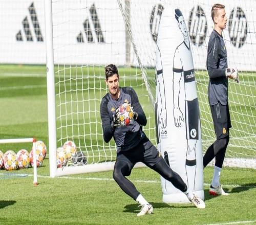 阿斯：皇馬12名國(guó)腳在國(guó)家隊(duì)比賽日都沒受傷，其中6人已歸隊(duì)訓(xùn)練