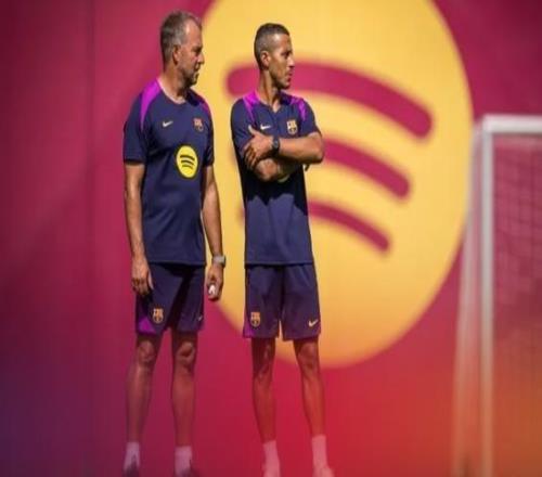 重回巴薩！官方：蒂亞戈加入巴薩一線隊教練組，擔(dān)任弗里克助教